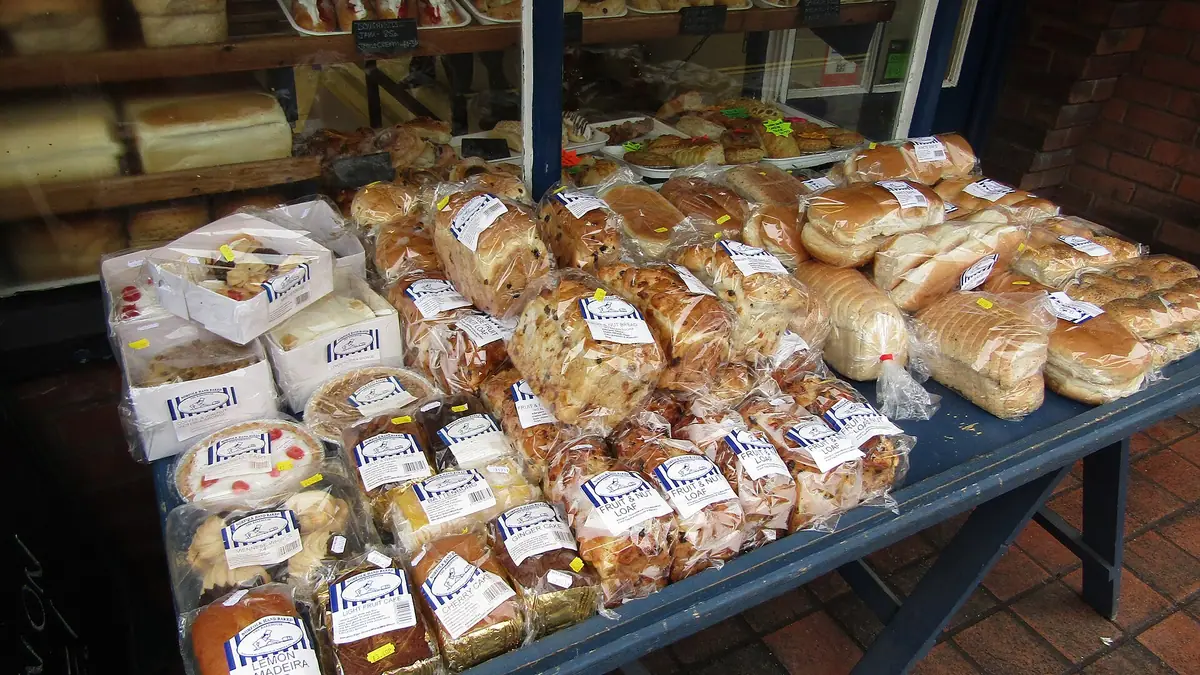 Teasdale Family Bakers – bakery in Askern town centre